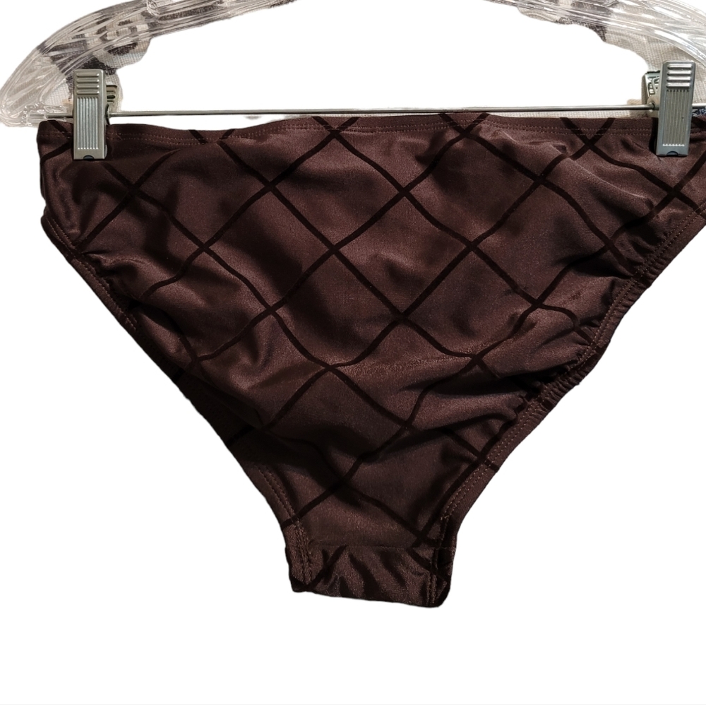 NEW Never Worn Isaac Mizrahi 2-piece Designer Swimming Suite Size S - Picture 6 of 7